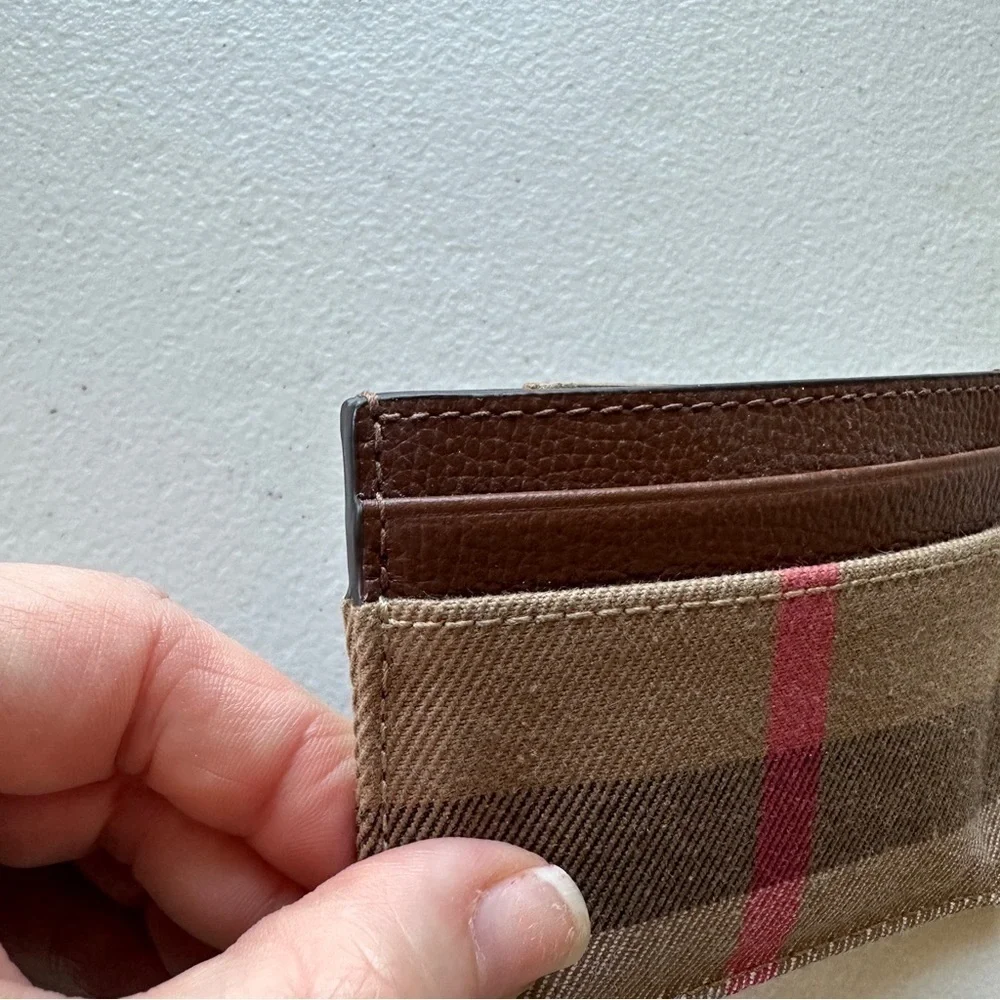 Burberry Sandon Card Holder Wallet in Tan Novacheck